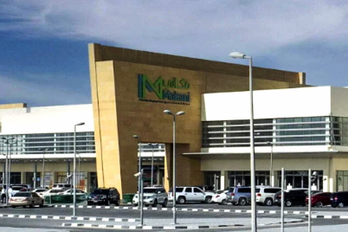 building facade signage Makani Al Shamkha Shopping Center Abu Dhabi