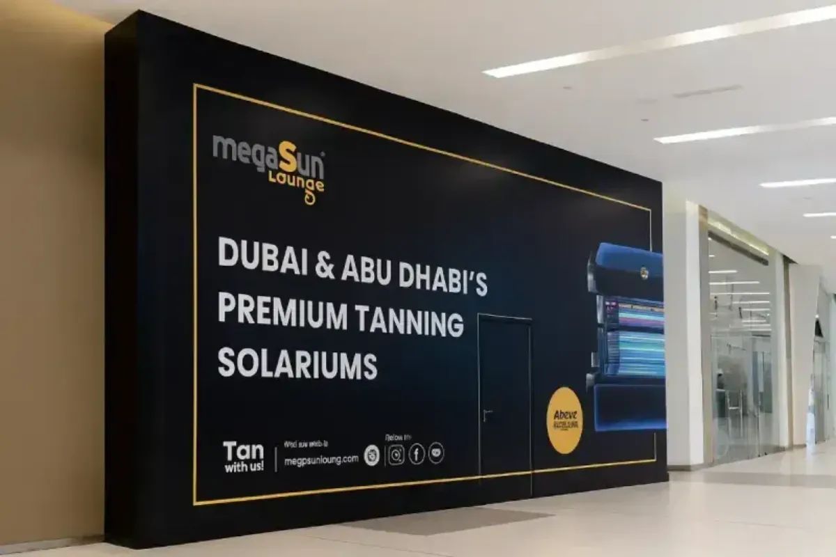 Retail Hoarding Covering - MegaSun, Yas Island