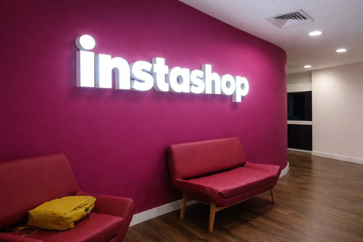 Acrylic Office Sign with frontlit illumination for reception area for Instashop