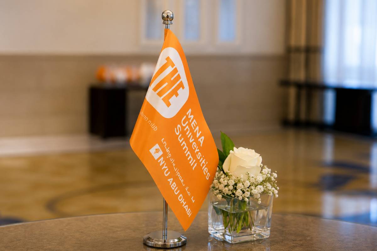 free standing protocol flags
