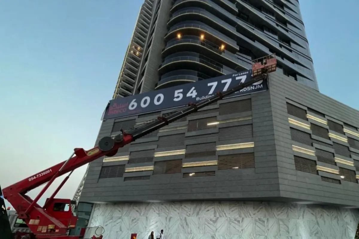 Building Facade Banners