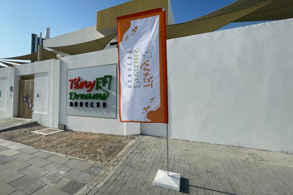 small size l shape flag printing in Al Mamoura Abu Dhabi