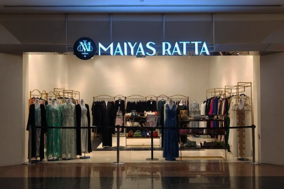 Retail Storefront Signboards