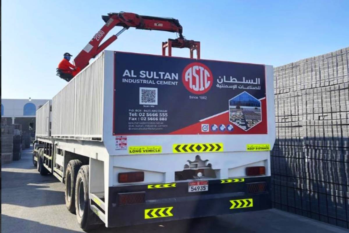 Al Sultan Factory crane truck branding in Abu Dhabi